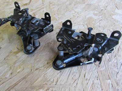 BMW Hood Latches Locks (Left and Right Set) 51237206453 F01 F10 F12 5, 6, 7 Series3